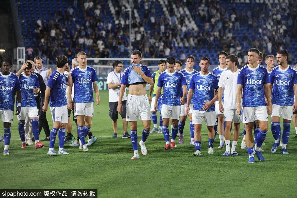 阿尔瓦罗, 精彩表现 阿尔瓦罗, 精彩表现