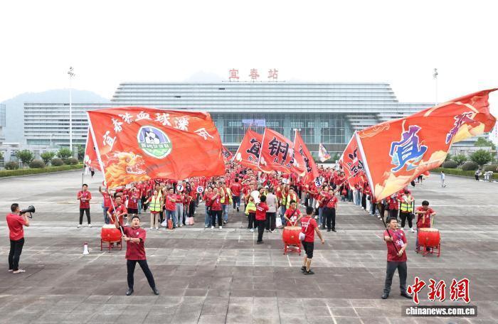 增派工作人, 赣超, 围绕旅客出 增派工作人, 赣超, 围绕旅客出